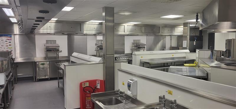 Bf7e981b Ba89 47C2 A29b Eb3c046b854e