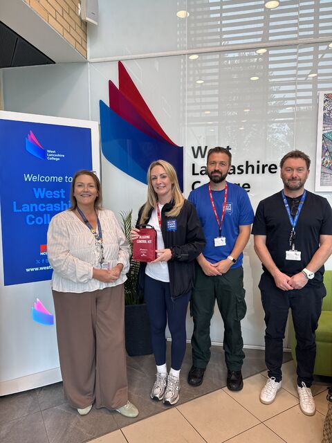 West Lancashire College raises awareness through impactful #kNOwknifecrime event